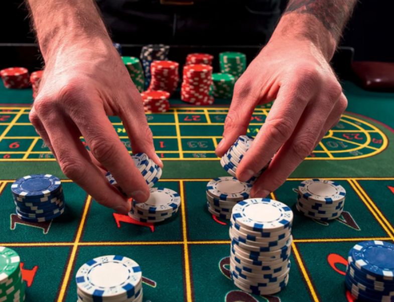 ایک اکاؤنٹ بنائیں یا Casino Plus کیسینو میں لاگ ان کریں۔
