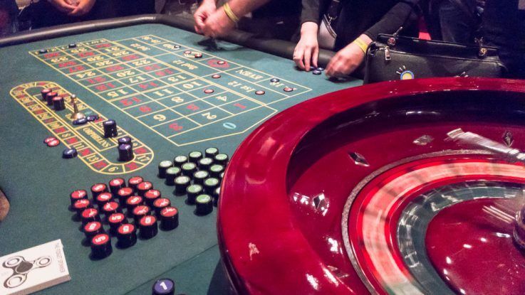پاکستان میں Casino Plus کا آن لائن کیسینو سیکشن کھولیں۔